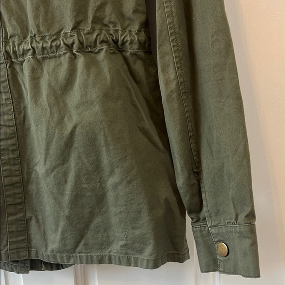 Market & Spruce Olive Green Lightweight Spring Utility Jacket - Size Small - Picture 12 of 15